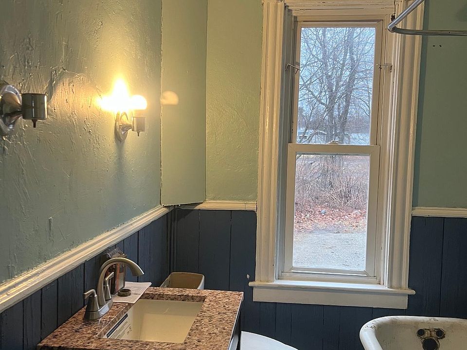 1st image of 1211 Douglas Ave #1