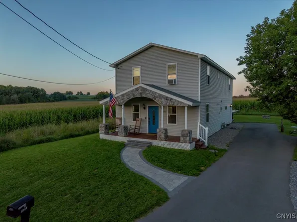 7528 Surbrook Rd, Baldwinsville, NY 13027