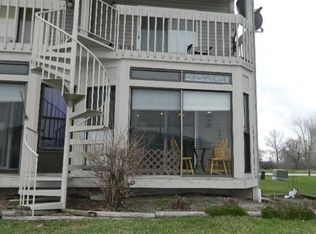6288 N Harris Harbor Dr, Oak Harbor, OH
