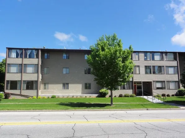 709 Broad St APT 5, Story City, IA 50248