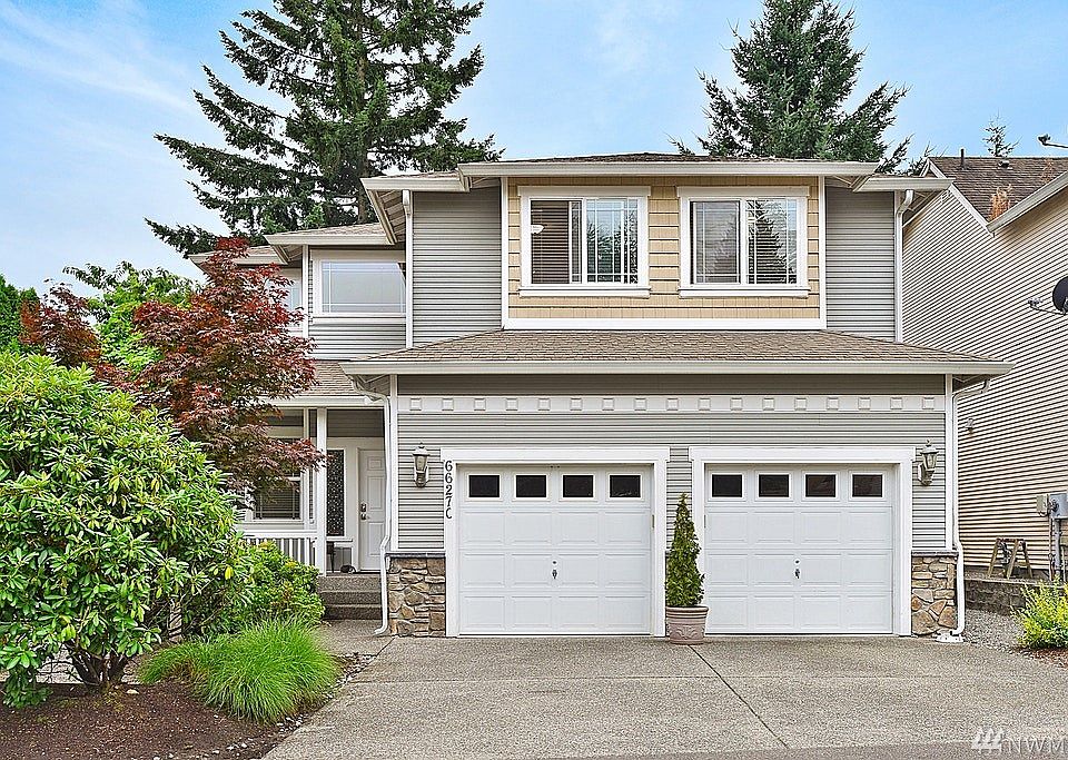 Stand along condo on a cul-de-sac next to the community sports court