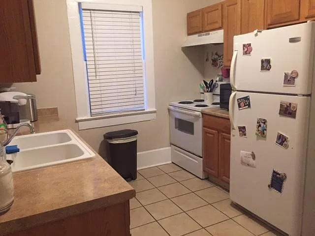 1522 Winnie St #2 — Photo 9