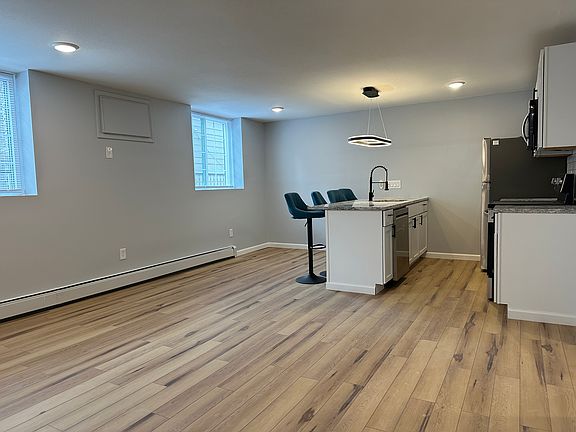 5th image of 319 Park St APT 7