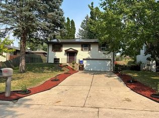 1008 Shenandoah Ave, Rockford, IL 61108