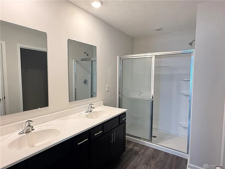 1460 Camden Ln — Photo 11
