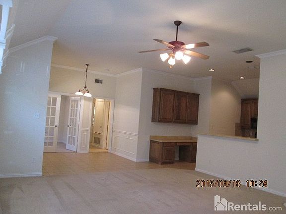 3rd image of 808 Claycourt Cir