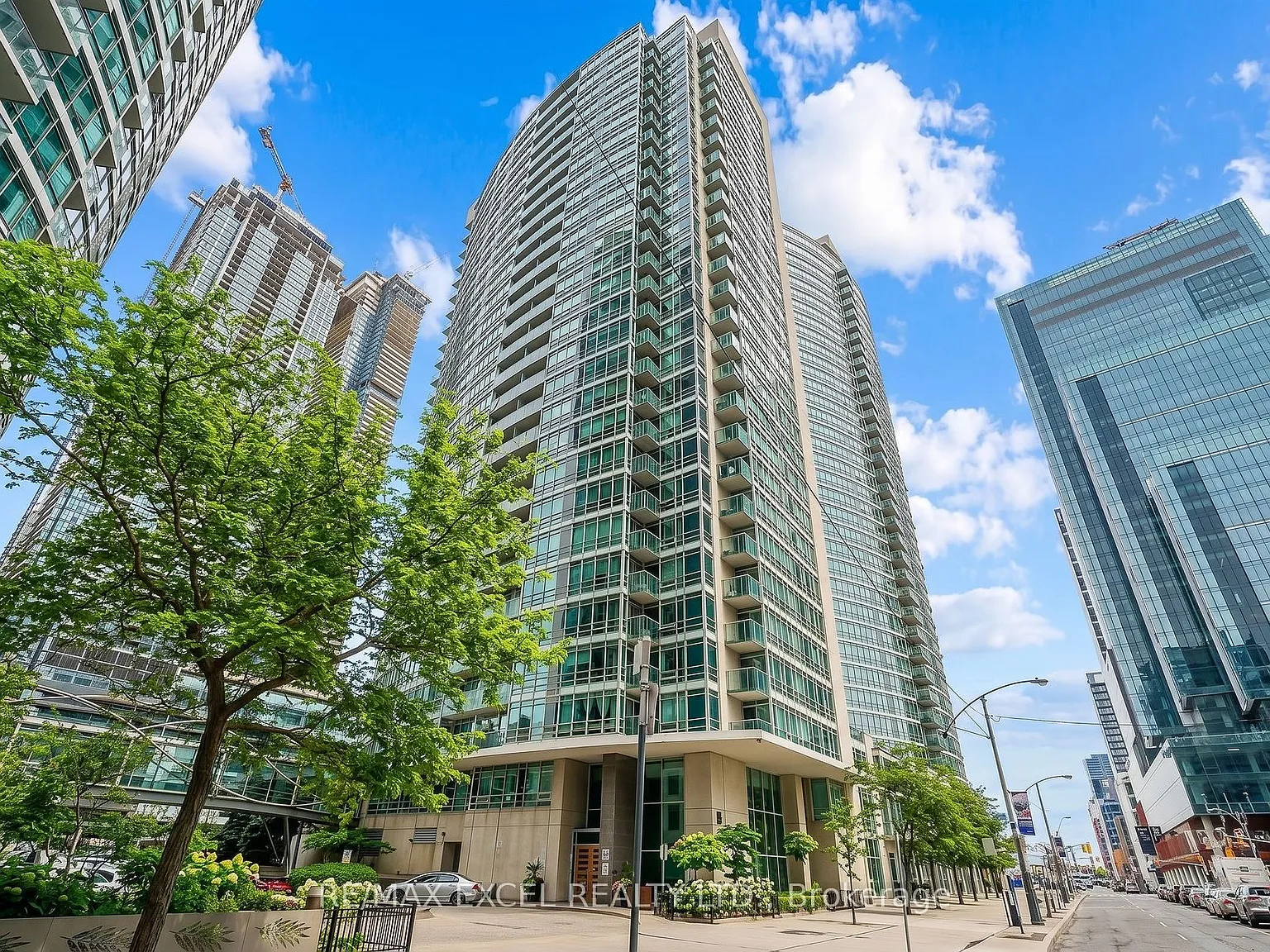 2 bed, $2,650 — Photo 2