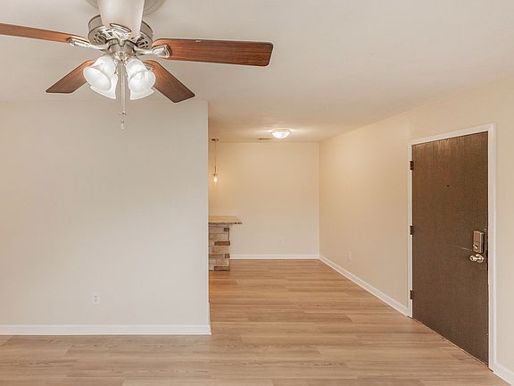 5th image of 1211 48th Ave APT 26