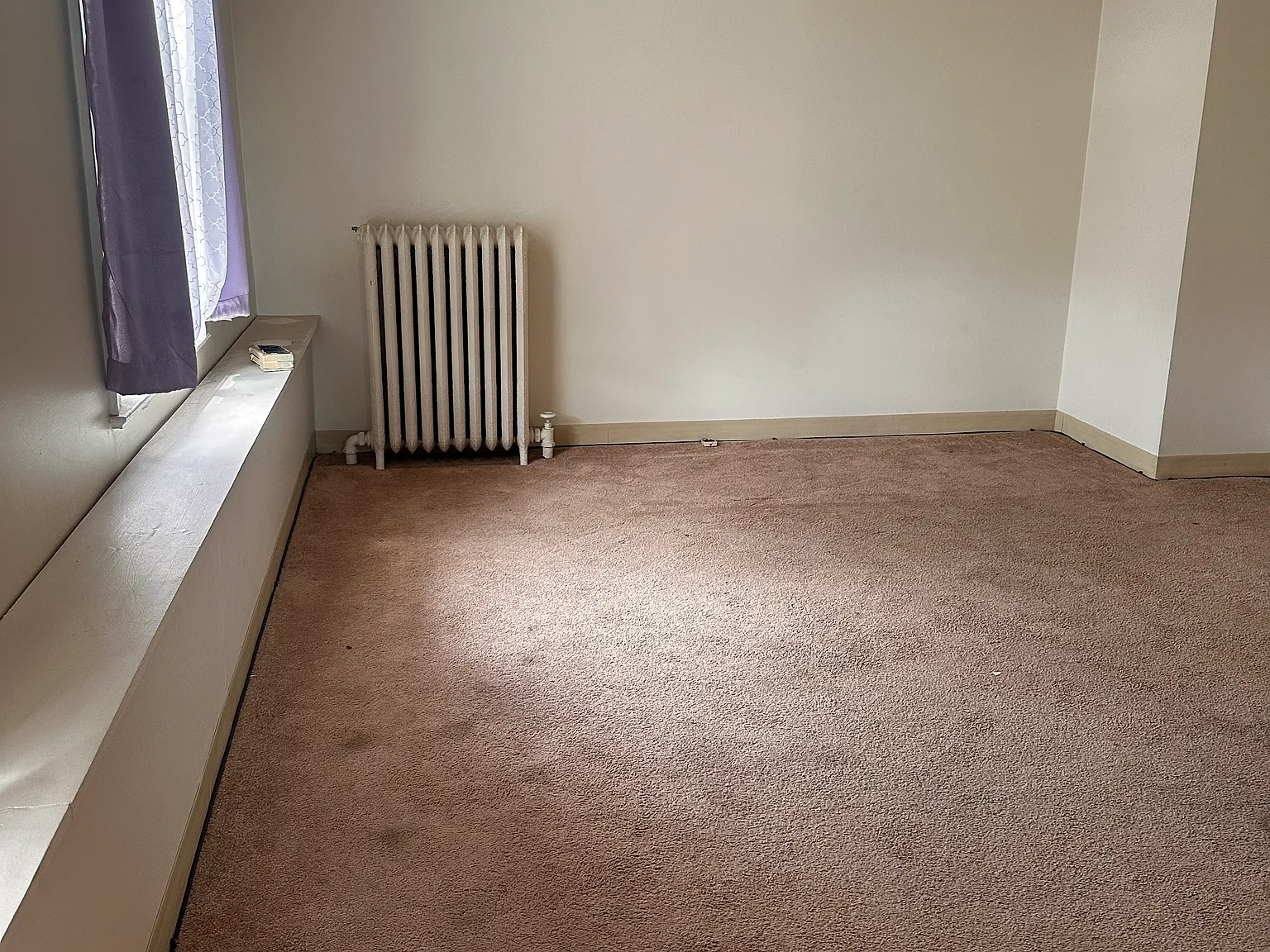 1 bed, 850 sqft, $1,200 — Photo 3