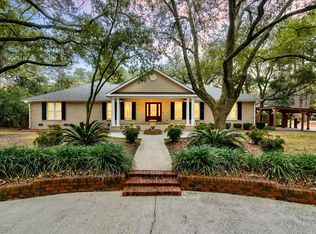 100 Fairway Dr, Summerville, SC 29483