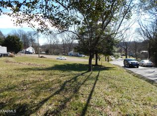 McIntyre Rd, Knoxville, TN 37914