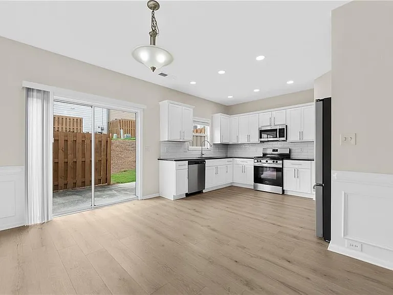 318 Knelston Oak Dr — Photo 11