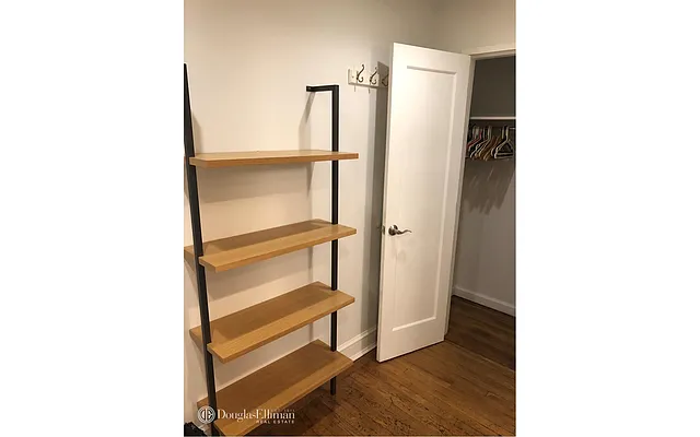 Rented by Douglas Elliman | media 14