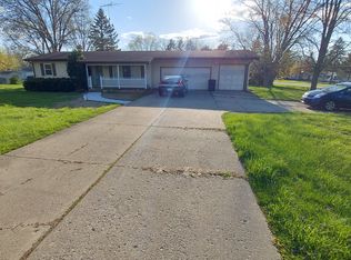 5362 Thrush Dr, Grand Blanc, MI 48439