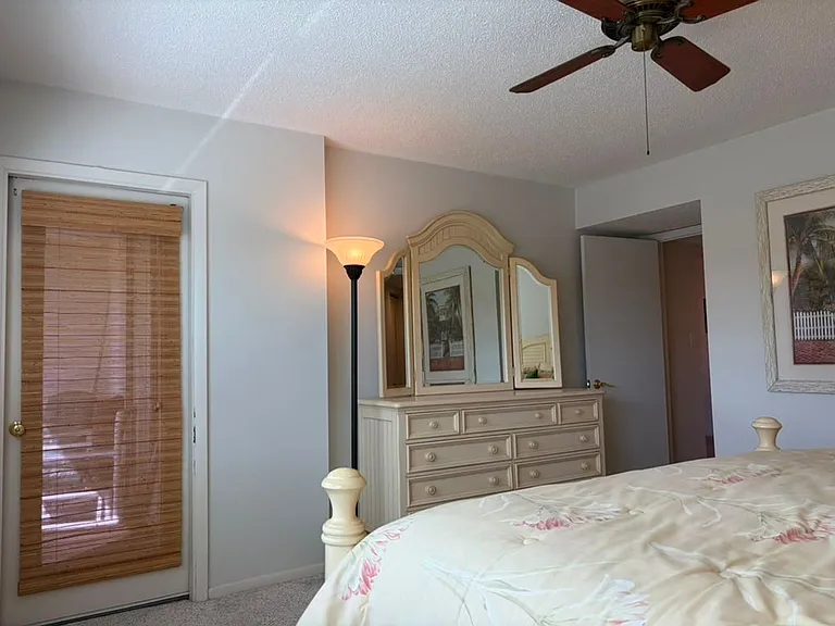 1324 Pasadena Ave S #206 — Photo 28