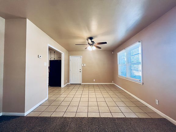 5th image of 4205 39th St