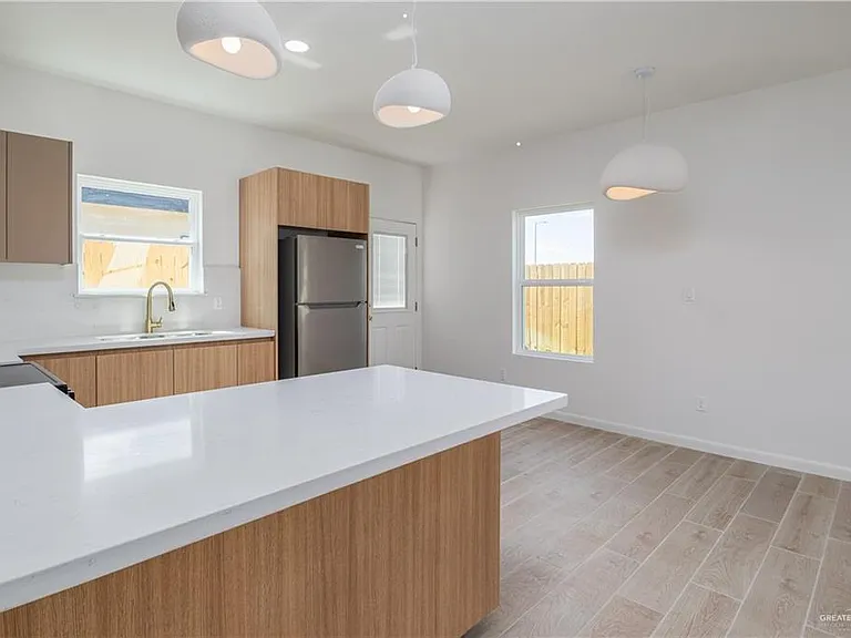 2709 W Brookside Bend St #1 — Photo 5