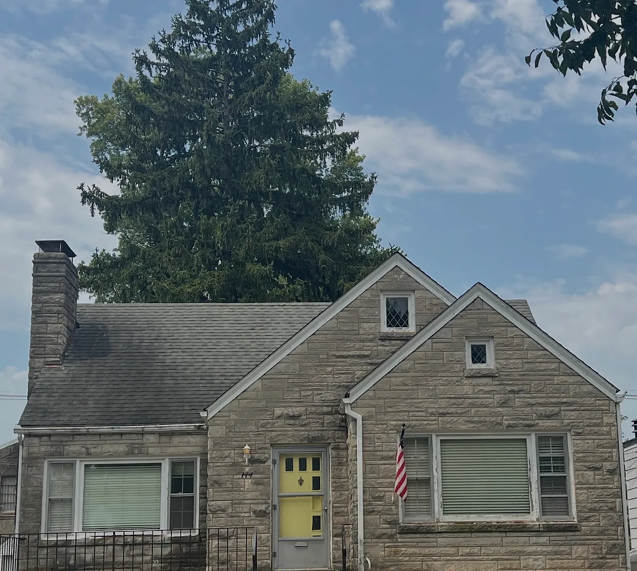 4 bed, 1360 sqft, $3,000 — Photo 1