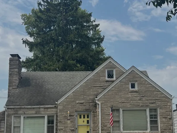114 Ridgeway Ave, Saint Matthews, KY 40207