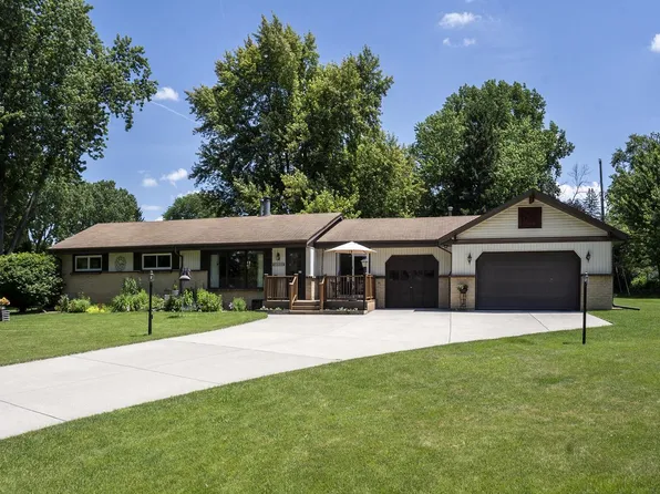 4450 North 187th STREET, Brookfield, WI 53045