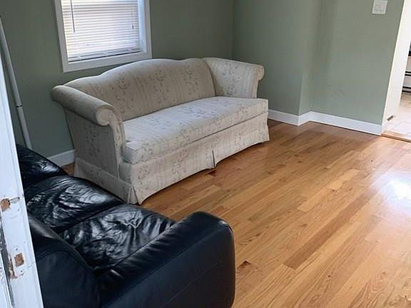 2nd image of 107 Rockland St #0