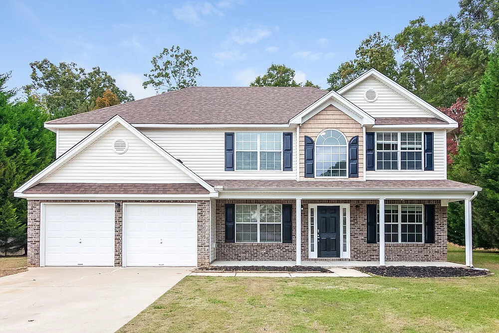 3 bed, 2.5 bath, 2556 sqft, $3,410 — Photo 1