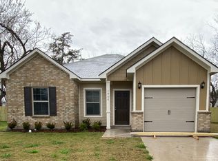 1908 Fuller St, Greenville, TX 75401