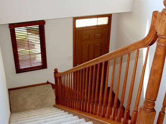 3rd image of 18123 Edgar Pl