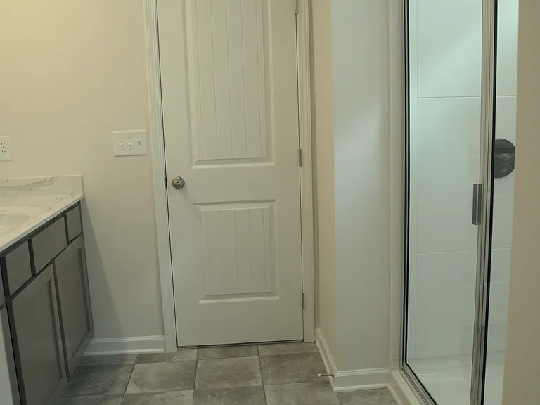 79 Pineview Dr — Photo 36