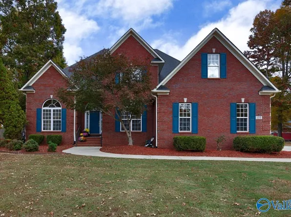 135 Honey Brook Dr, Toney, AL 35773