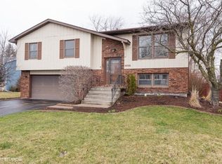 4908 W 89th Ter, Crown Point, IN 46307