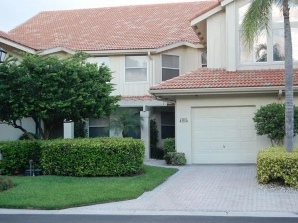 2431 NW 59th St APT 404, Boca Raton, FL 33496