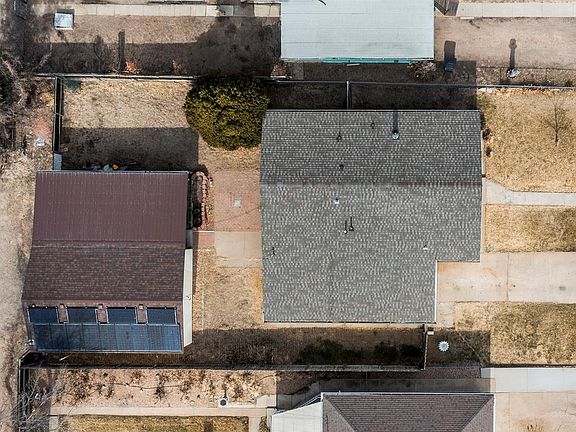 5th image of 815 S 6th Street