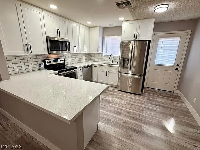 Building Photo - 461 S Chesapeake Way