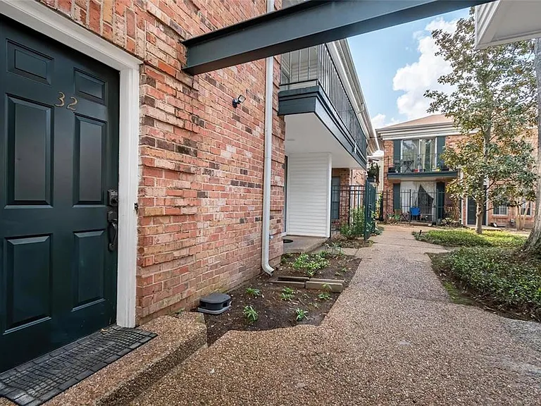 3400 Timmons Ln #32 — Photo 14