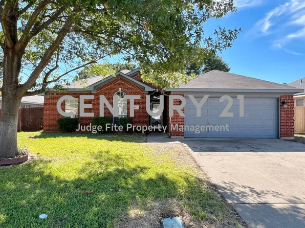 4021 Busch Gardens Dr, Fort Worth, TX 76123