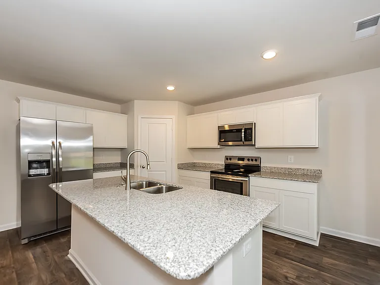 153 King Buck Dr — Photo 6