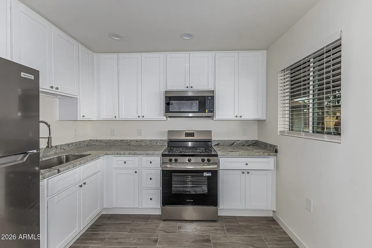 2 bed, $1,500 — Photo 3