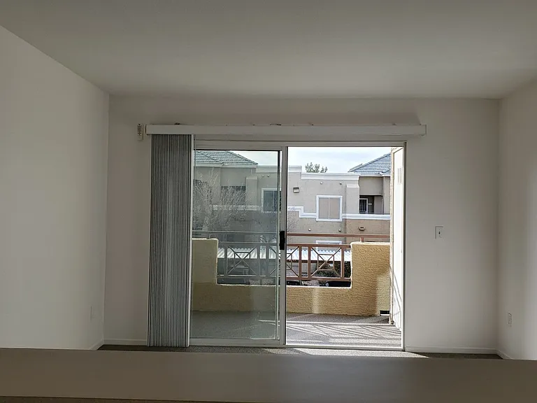 8070 W Russell Rd #2105 — Photo 2