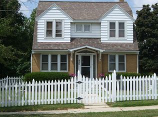 420 S Washington Ave, Waukesha, WI 53188
