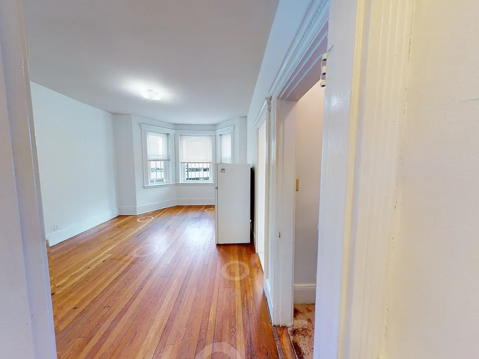 39 Hemenway St #24
