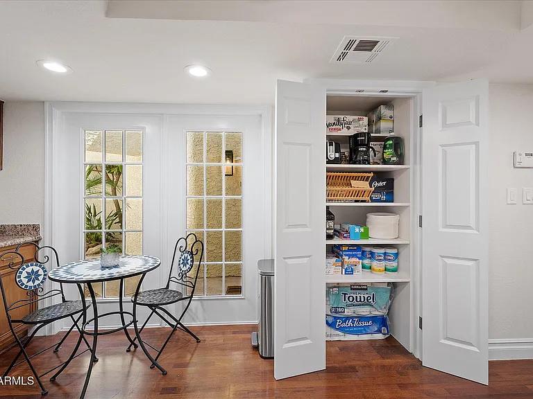 5805 N 24th Pl — Photo 14