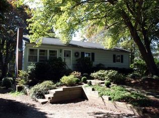 5 Overlook Ave, Groton, CT 06355