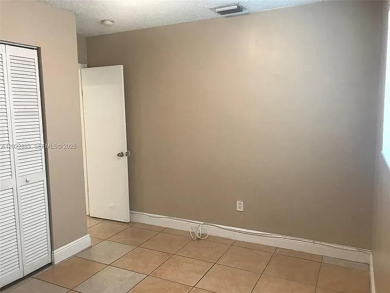 13315 Alexandria Dr #3 — Photo 8