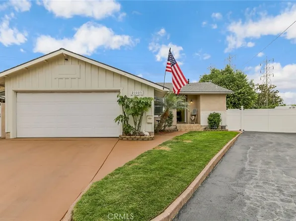 21005 Longworth Ave, Lakewood, CA 90715