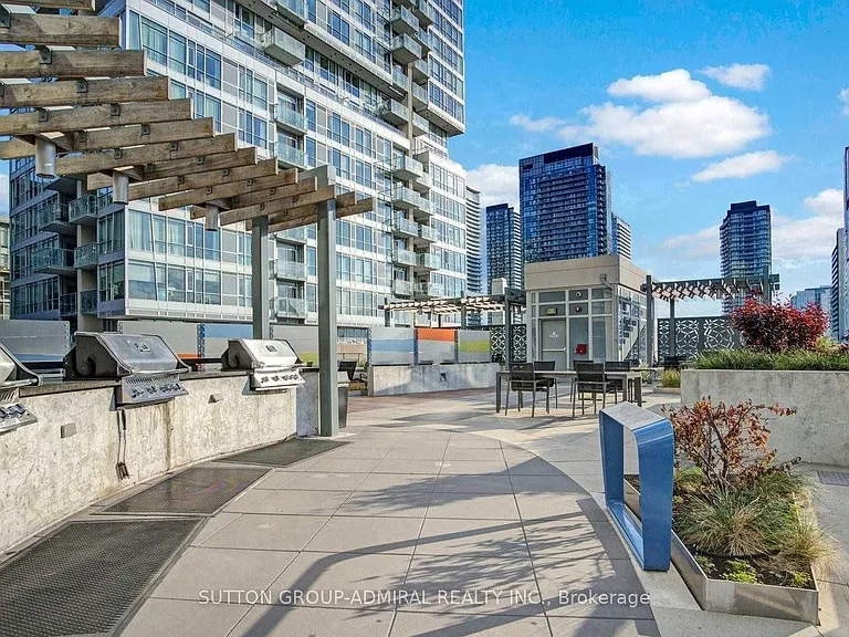 199 Richmond St W #1701 — Photo 38