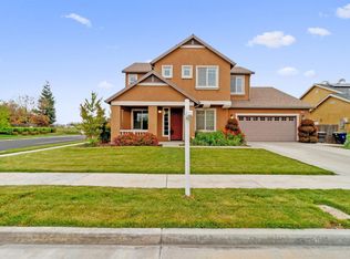 2298 N Thompson Ave, Reedley, CA 93654