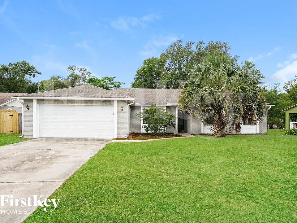 1389 Trollman Ave