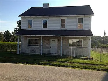 921 2nd St photo 1
