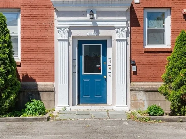 6-6 Hazel Ter #R, Salem, MA 01970